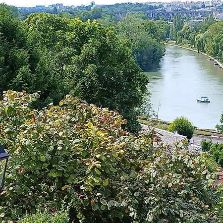 Paris With Added Zen * Bry-sur-Marne