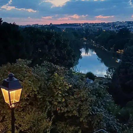 Paris With Added Zen Apartment